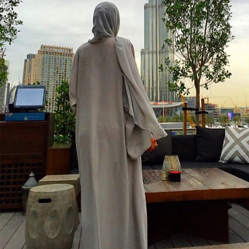 Gulf Islamic Abaya with a Modern Design