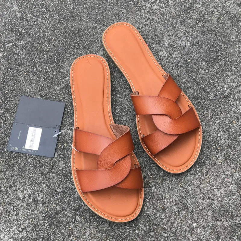 New Slides Women Summer Slippers Outdoor Beach Shoes Fashion Brand Slip-on Ladies Footwear Flat with Female Leather Sandals