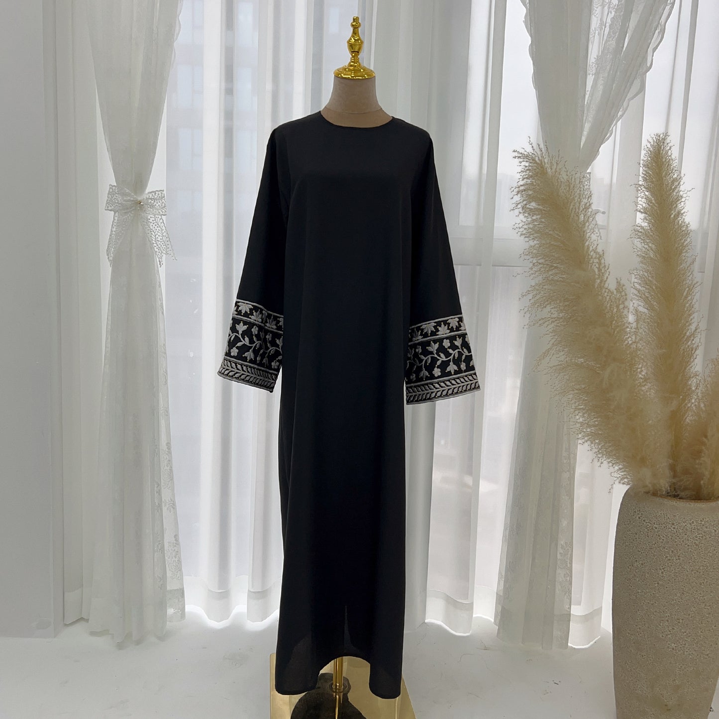 Floral Embroidery Muslim Abaya for Women Eid Dress Morocco Ramadan Lace-up Abayas Kaftan Islam Vestidos Dubai Arab Long Robe