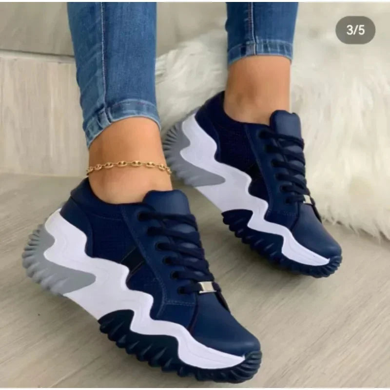 2024 new Women White Platform Leather Casual Sneakers Ladies Chunky Vulcanized Shoes Woman High Fashion Thick Soled Wedge Shoes