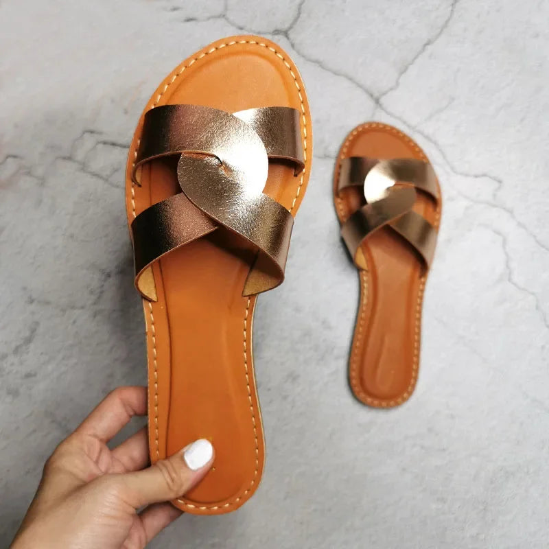 New Slides Women Summer Slippers Outdoor Beach Shoes Fashion Brand Slip-on Ladies Footwear Flat with Female Leather Sandals