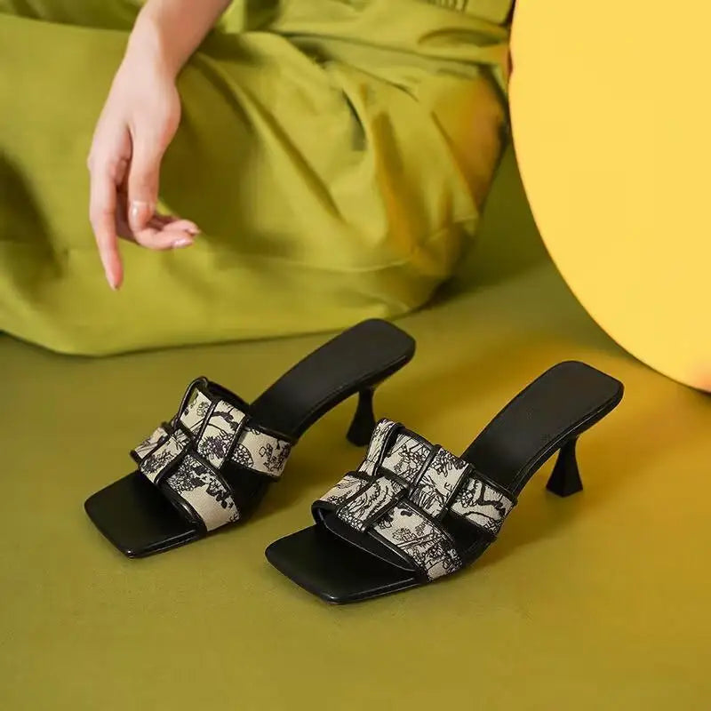 Black French Women's Sandals Women's 2024 New Summer Slippers High Heels To Wear Fashion Printed  Flip-flops Soft Leather